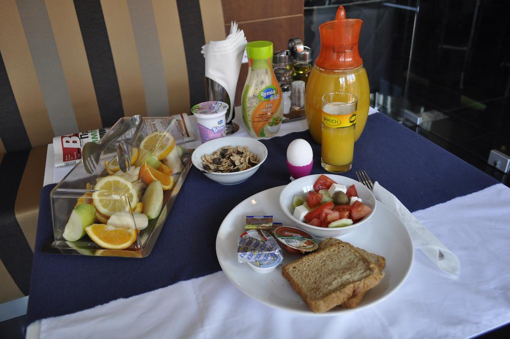 Hotel Dolce International Skopje Eksteriør billede