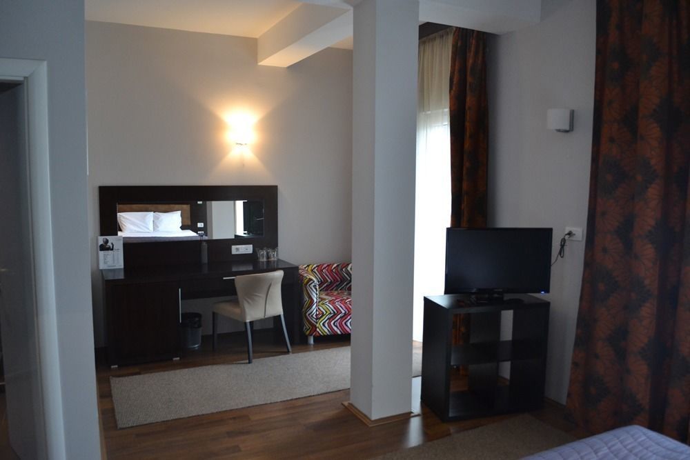 Hotel Dolce International Skopje Eksteriør billede